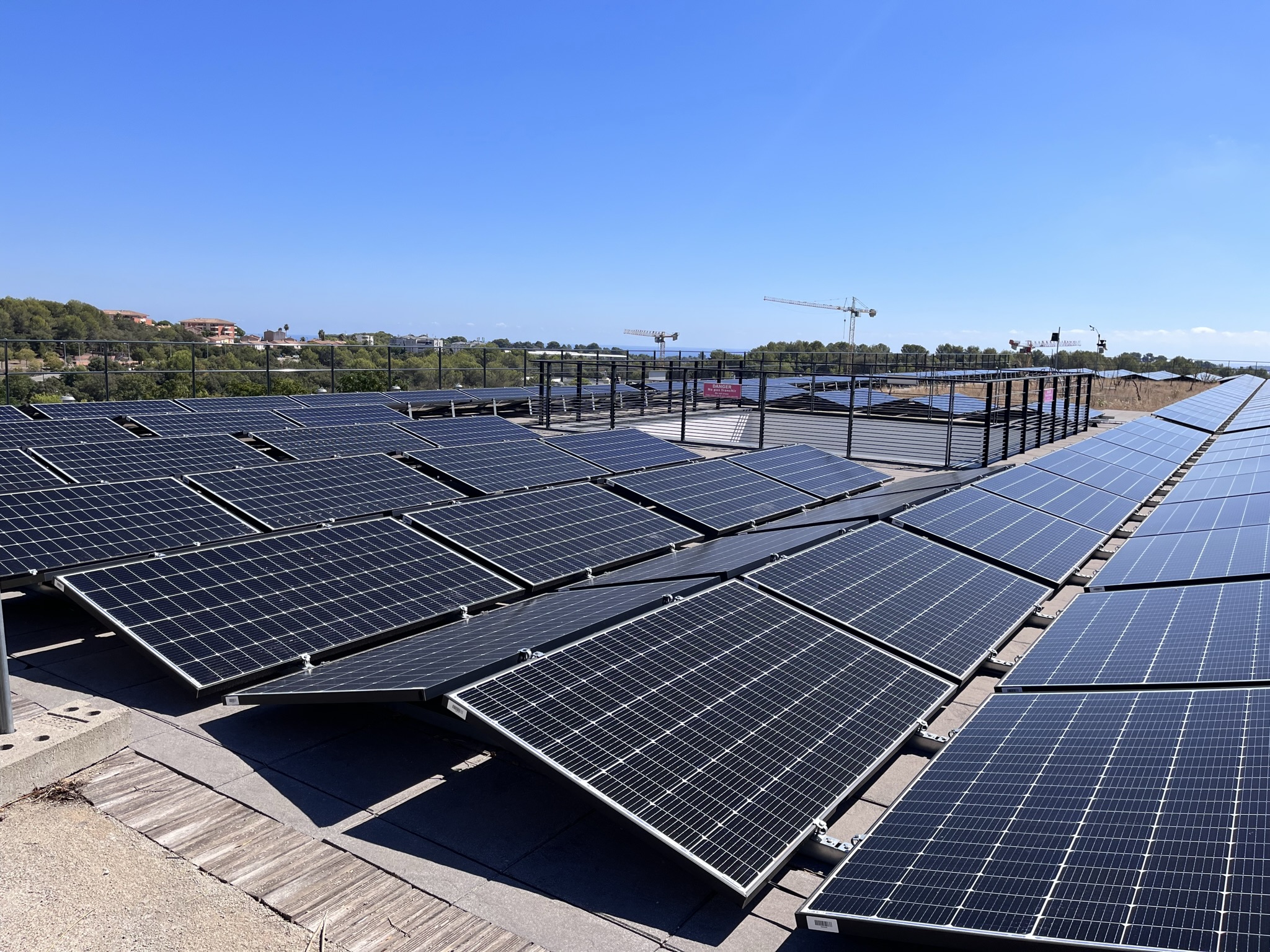 SOPHIATECH - panneaux photovoltaiques Trophée de l'innovation