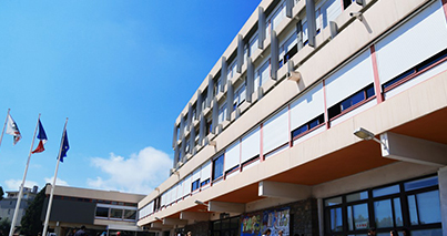 location locaux campus Carlone